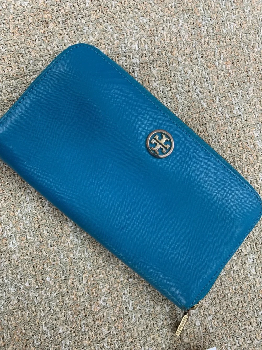 Tory Burch Teal Saffiano Zip Wallet with Gold Logo